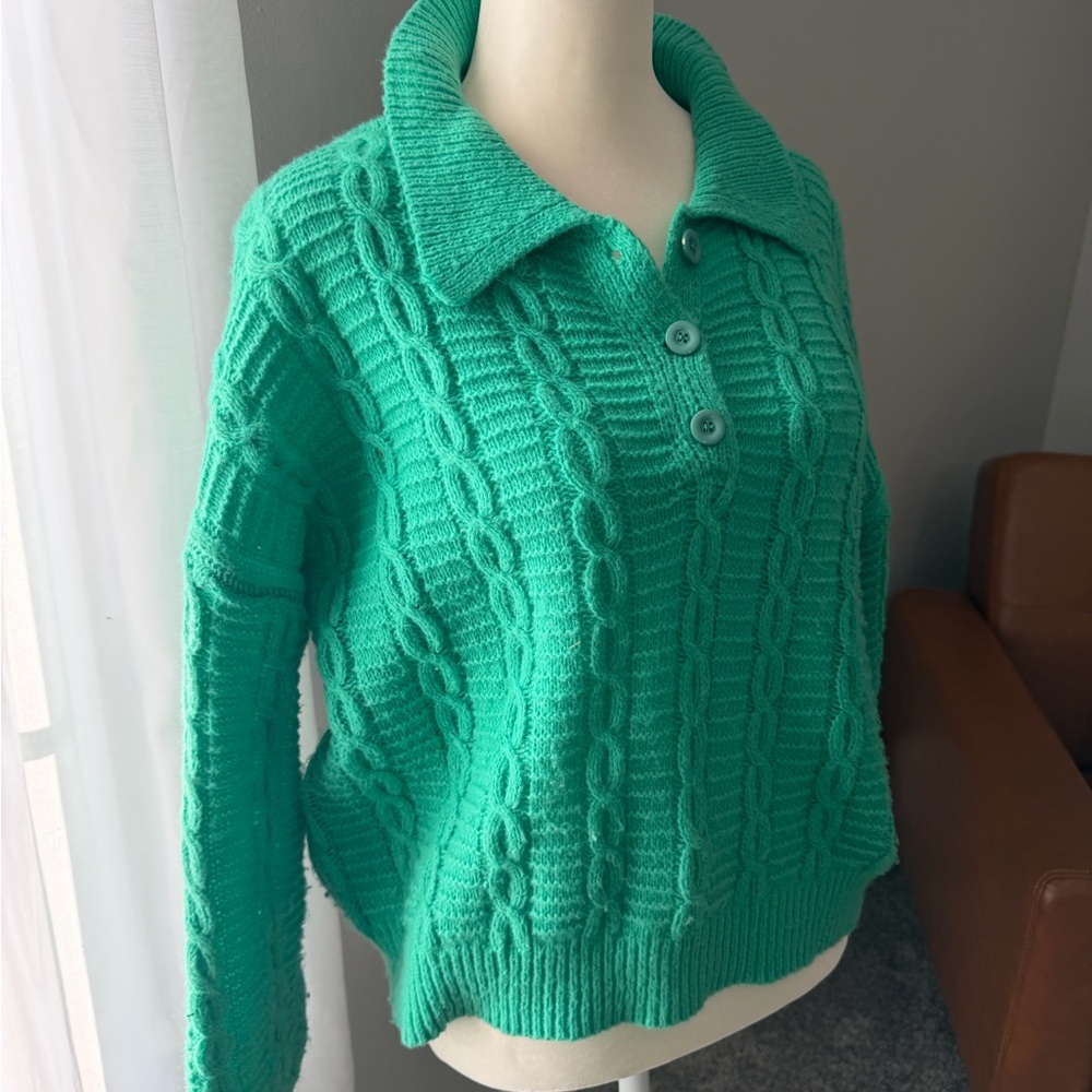 Green Cable Knit Women's Sweater